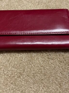 NWT Hobo Ardor Wallet Color Cardinal Red